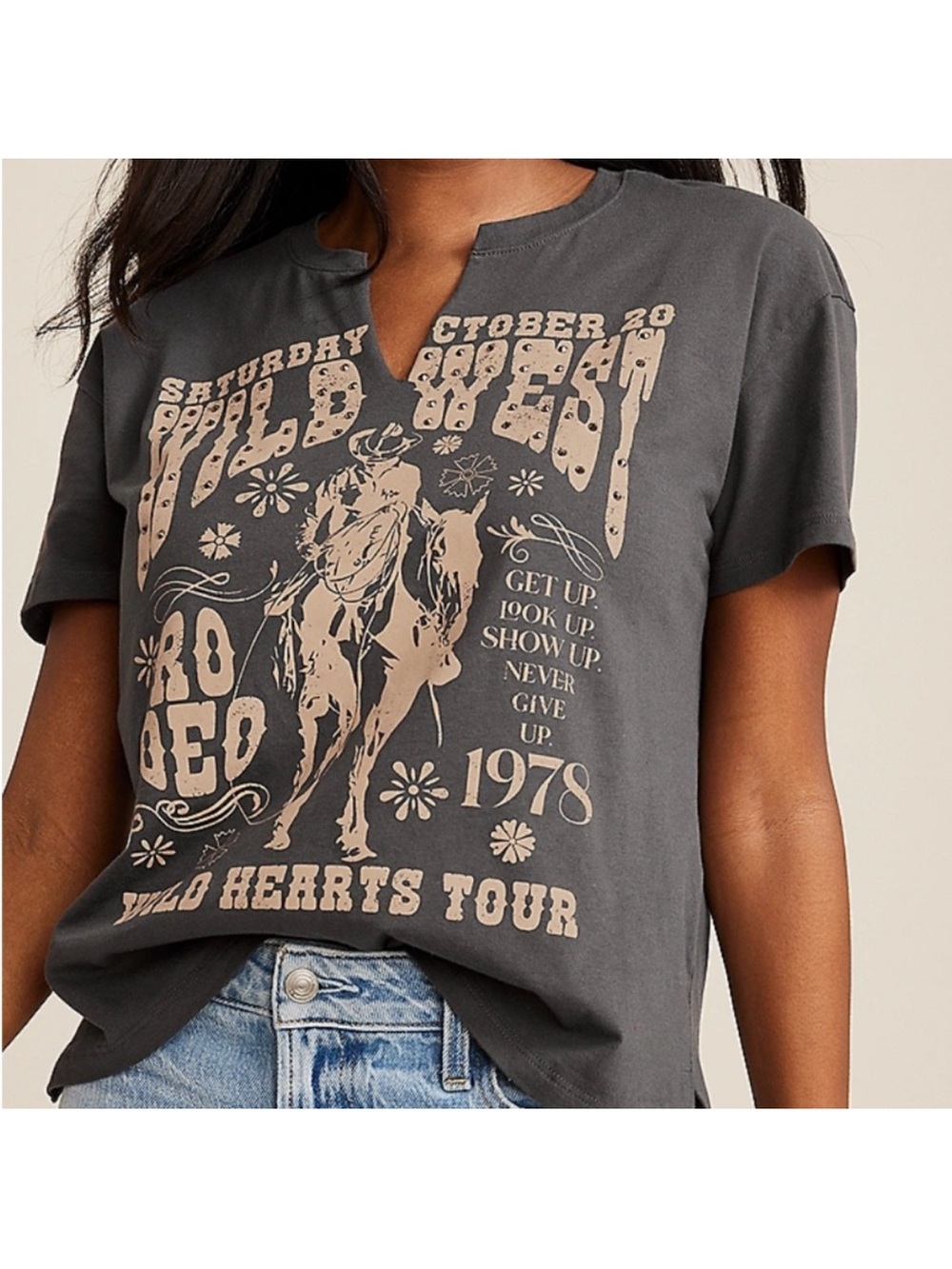 Maurices Charcoal Graphic 'Wild West' Short Sleeve Tee